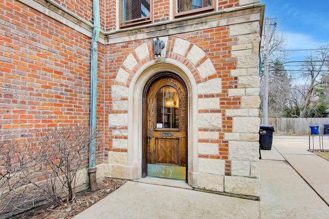 1929 Sherman Avenue 2W, Evanston, IL 60201