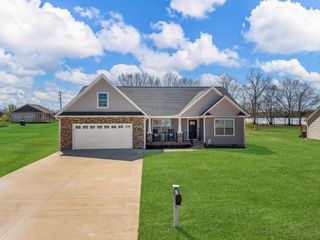 218 Little Man Drive, Boiling Springs, SC 29316