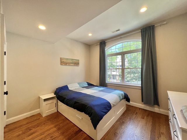 25 Faxon Street 25, Newton, MA 02458