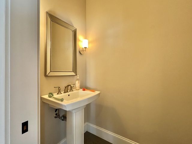 25 Faxon Street 25, Newton, MA 02458