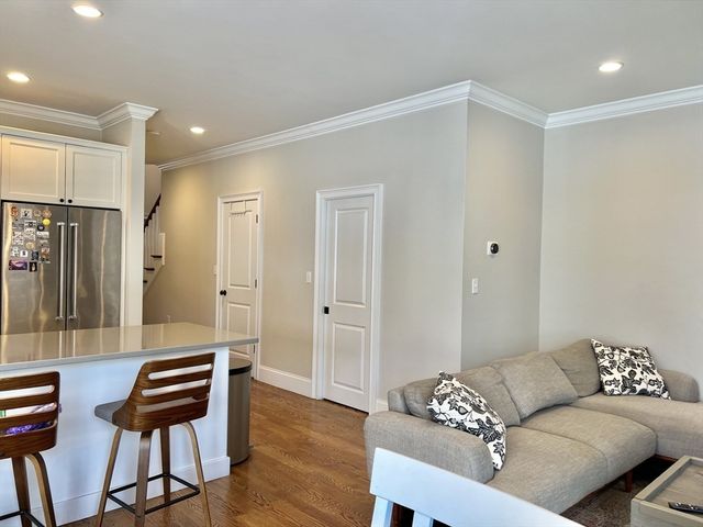 25 Faxon Street 25, Newton, MA 02458