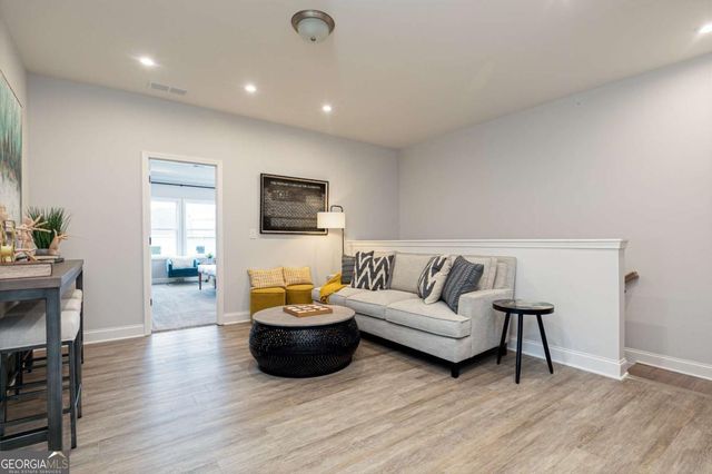 868 Leraes Way, Loganville, GA 30052