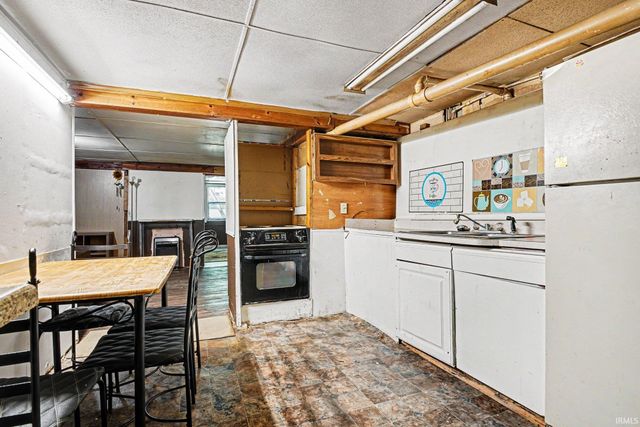 410 N 9th Street, Goshen, IN 46528
