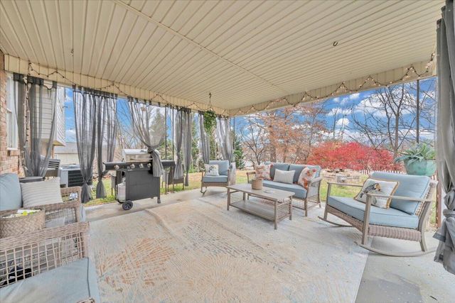 616 Elmcrest ST, Roanoke, VA 24019