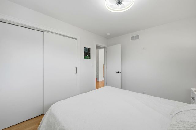 1815 Greendale Avenue, Park Ridge, IL 60068