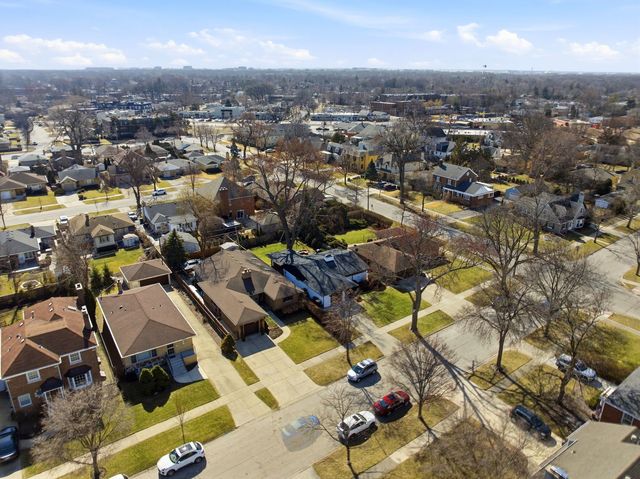 1815 Greendale Avenue, Park Ridge, IL 60068