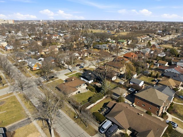 1815 Greendale Avenue, Park Ridge, IL 60068