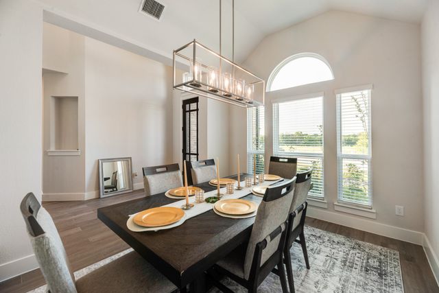 1112 E Hidden Lakes Drive, Desoto, TX 75115