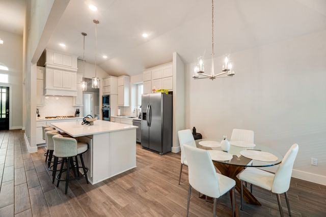 1112 E Hidden Lakes Drive, Desoto, TX 75115