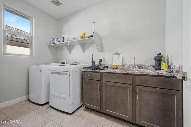 18399 W MOUNTAIN SKY Avenue, Goodyear, AZ 85338