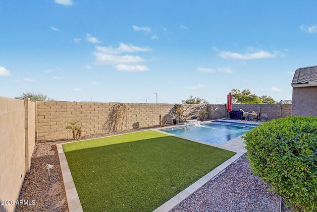 18399 W MOUNTAIN SKY Avenue, Goodyear, AZ 85338