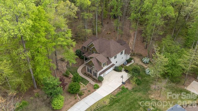 109 Hawksnest Lane, Mooresville, NC 28117
