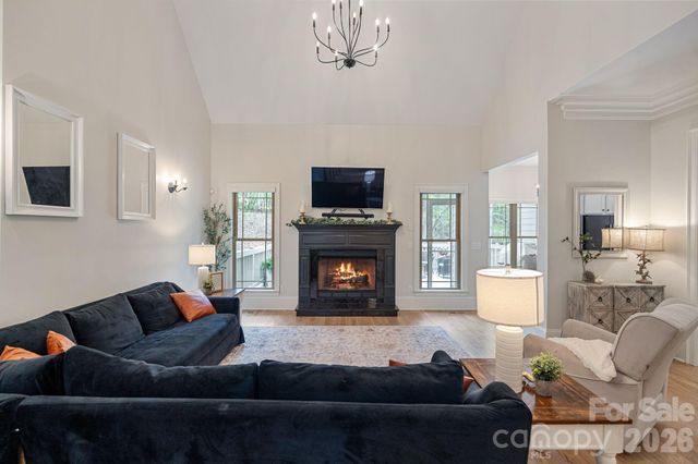 109 Hawksnest Lane, Mooresville, NC 28117