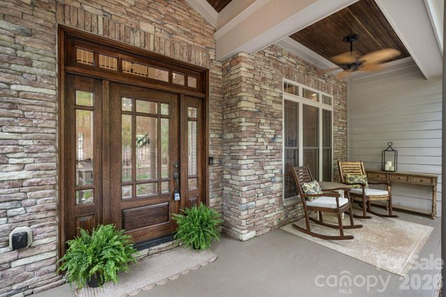 109 Hawksnest Lane, Mooresville, NC 28117