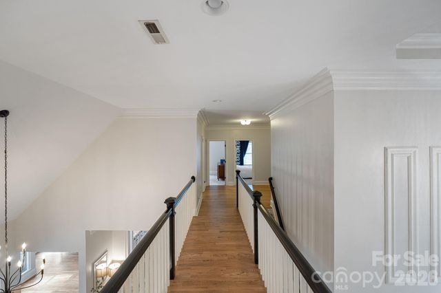 109 Hawksnest Lane, Mooresville, NC 28117