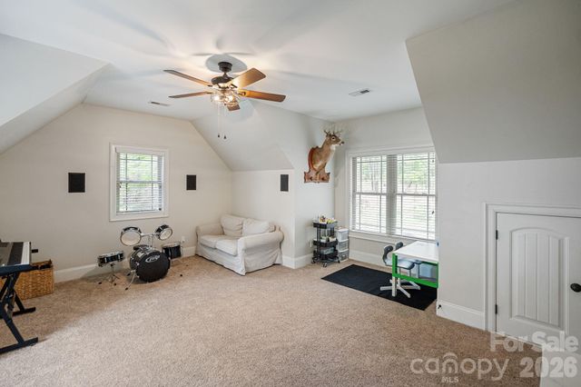 109 Hawksnest Lane, Mooresville, NC 28117