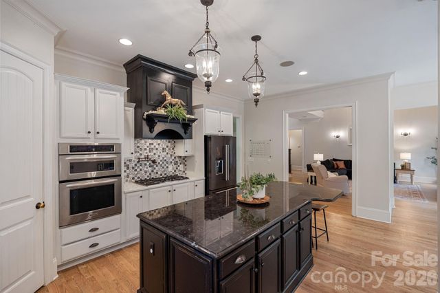 109 Hawksnest Lane, Mooresville, NC 28117