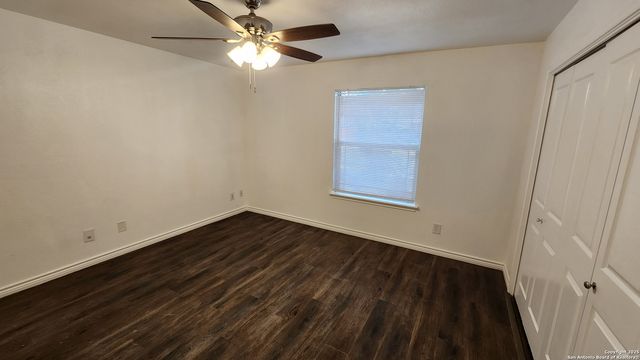 542 PHARIS ST, San Antonio, TX 78237