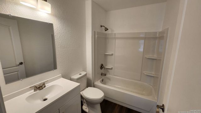 542 PHARIS ST, San Antonio, TX 78237
