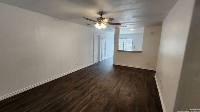 542 PHARIS ST, San Antonio, TX 78237