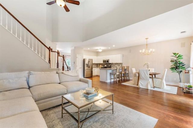 3085 Ivey Oaks Lane, Roswell, GA 30076