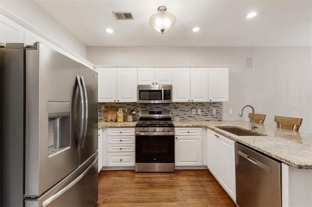 3085 Ivey Oaks Lane, Roswell, GA 30076