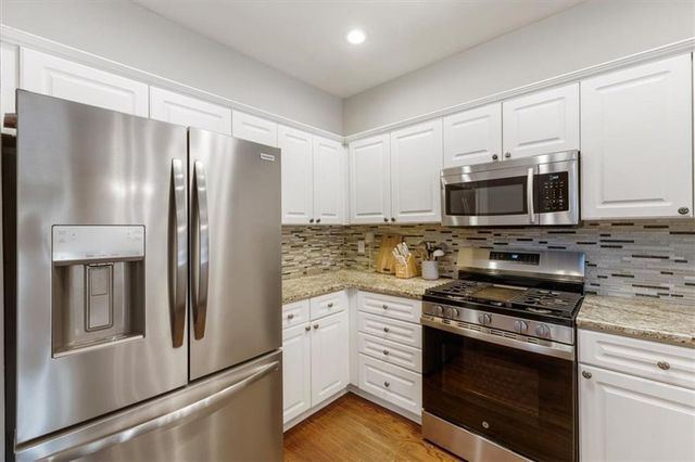3085 Ivey Oaks Lane, Roswell, GA 30076