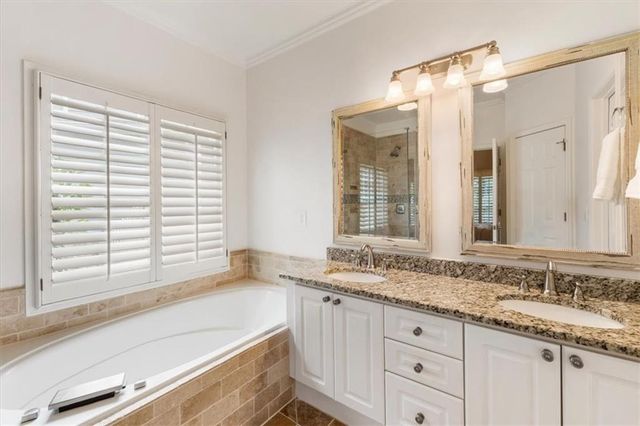 3085 Ivey Oaks Lane, Roswell, GA 30076