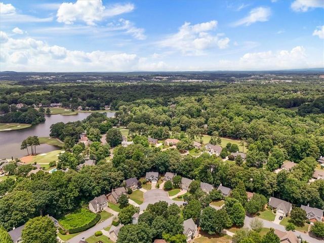 3085 Ivey Oaks Lane, Roswell, GA 30076