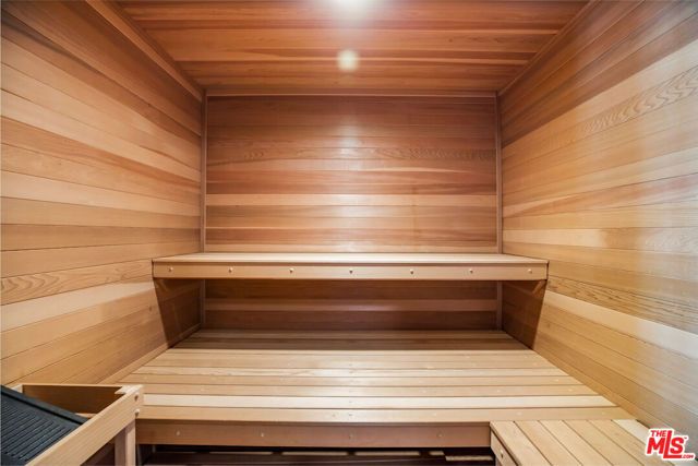 16501 Mulholland Drive, Los Angeles, CA 90049