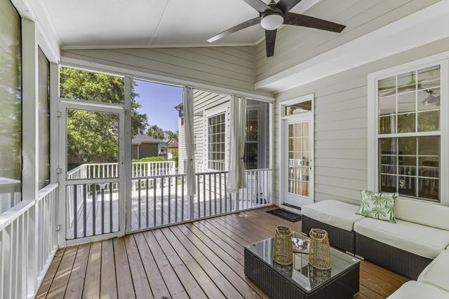 200 Oak Point Landing Drive, Mount Pleasant, SC 29464