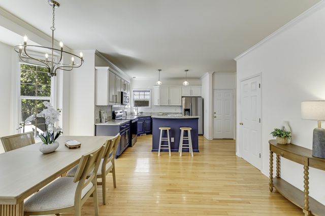 200 Oak Point Landing Drive, Mount Pleasant, SC 29464