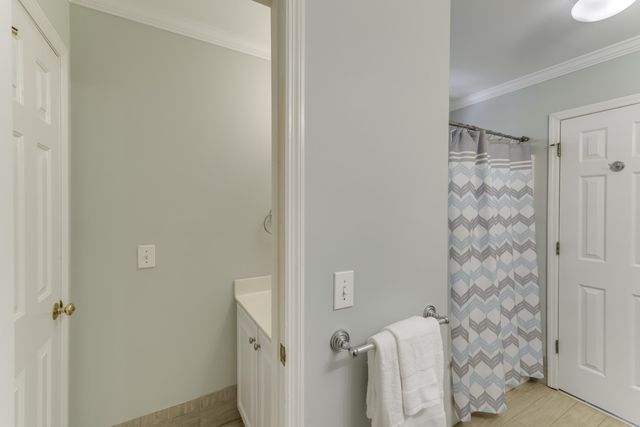 200 Oak Point Landing Drive, Mount Pleasant, SC 29464