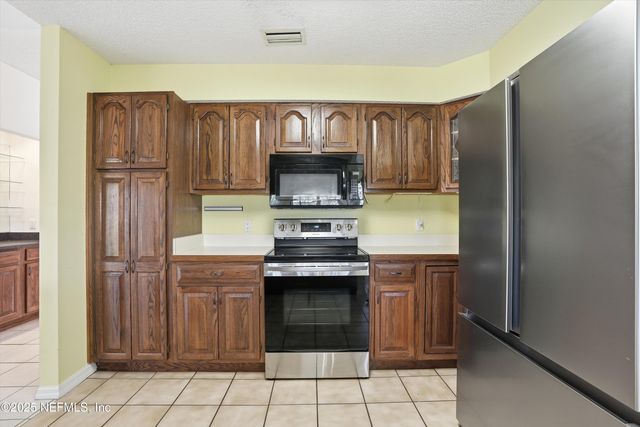 10292 TRIPLE CROWN Avenue, Jacksonville, FL 32257