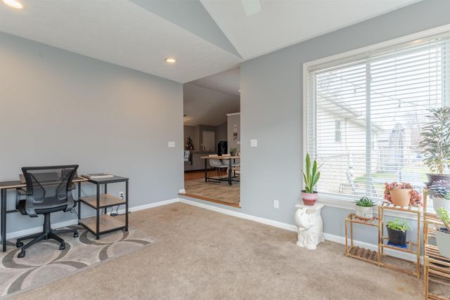 5768 Garden Valley Road, Newburgh, IN 47630