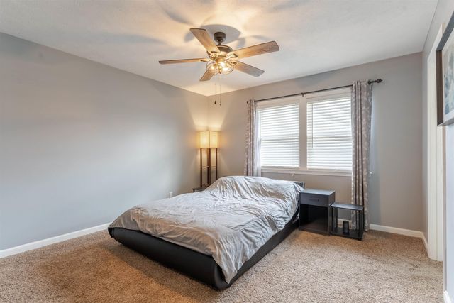 5768 Garden Valley Road, Newburgh, IN 47630