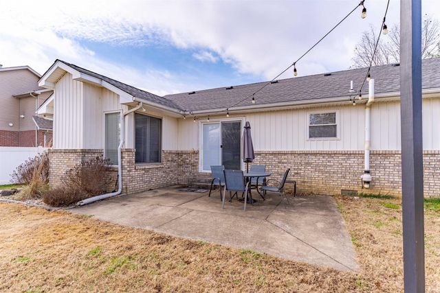 5768 Garden Valley Road, Newburgh, IN 47630