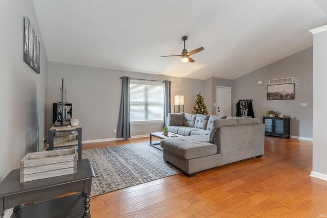 5768 Garden Valley Road, Newburgh, IN 47630