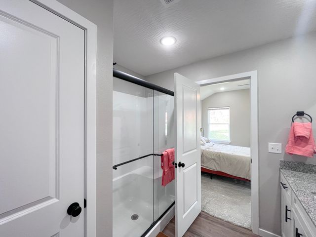 1209 S Stewart Street, Bolivar, MO 65613