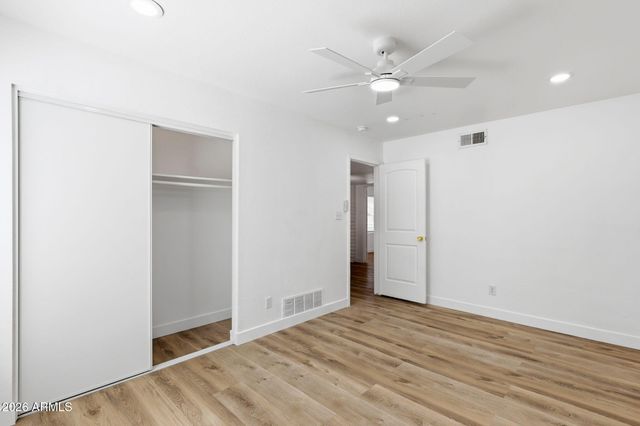 4136 W CARON Street, Phoenix, AZ 85051