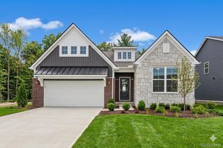 2352 Provencal Drive, Commerce Charter Township, MI 48382