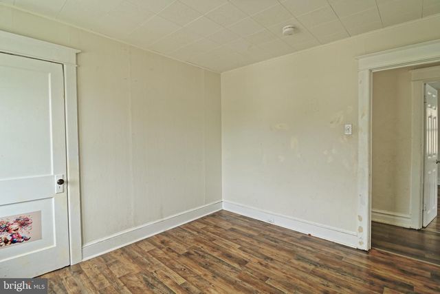 11224 MARBERN RD, Hagerstown, MD 21740