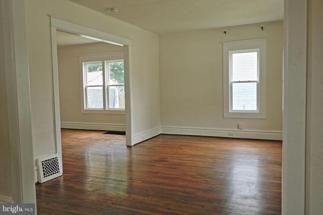 11224 MARBERN RD, Hagerstown, MD 21740