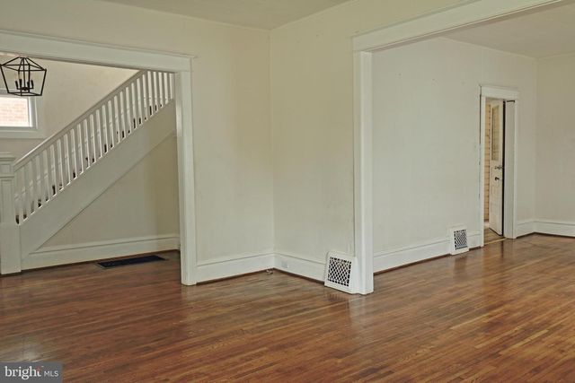 11224 MARBERN RD, Hagerstown, MD 21740