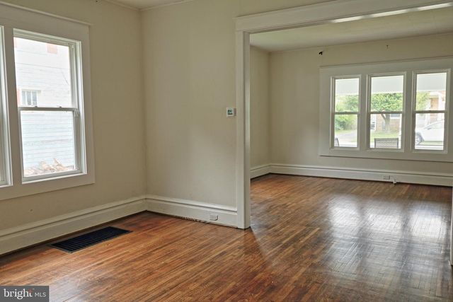 11224 MARBERN RD, Hagerstown, MD 21740