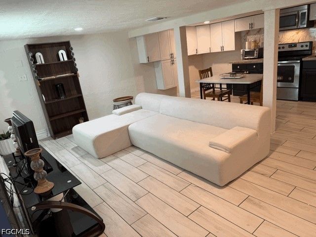 3516 E Riverside DR, Fort Myers, FL 33916