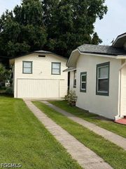 3516 E Riverside DR, Fort Myers, FL 33916