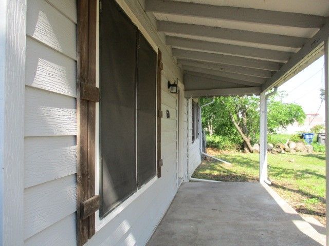 610 Jefferson Avenue, Princeton, TX 75407
