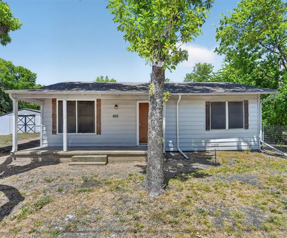 610 Jefferson Avenue, Princeton, TX 75407