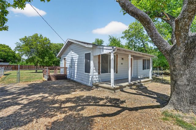 610 Jefferson Avenue, Princeton, TX 75407